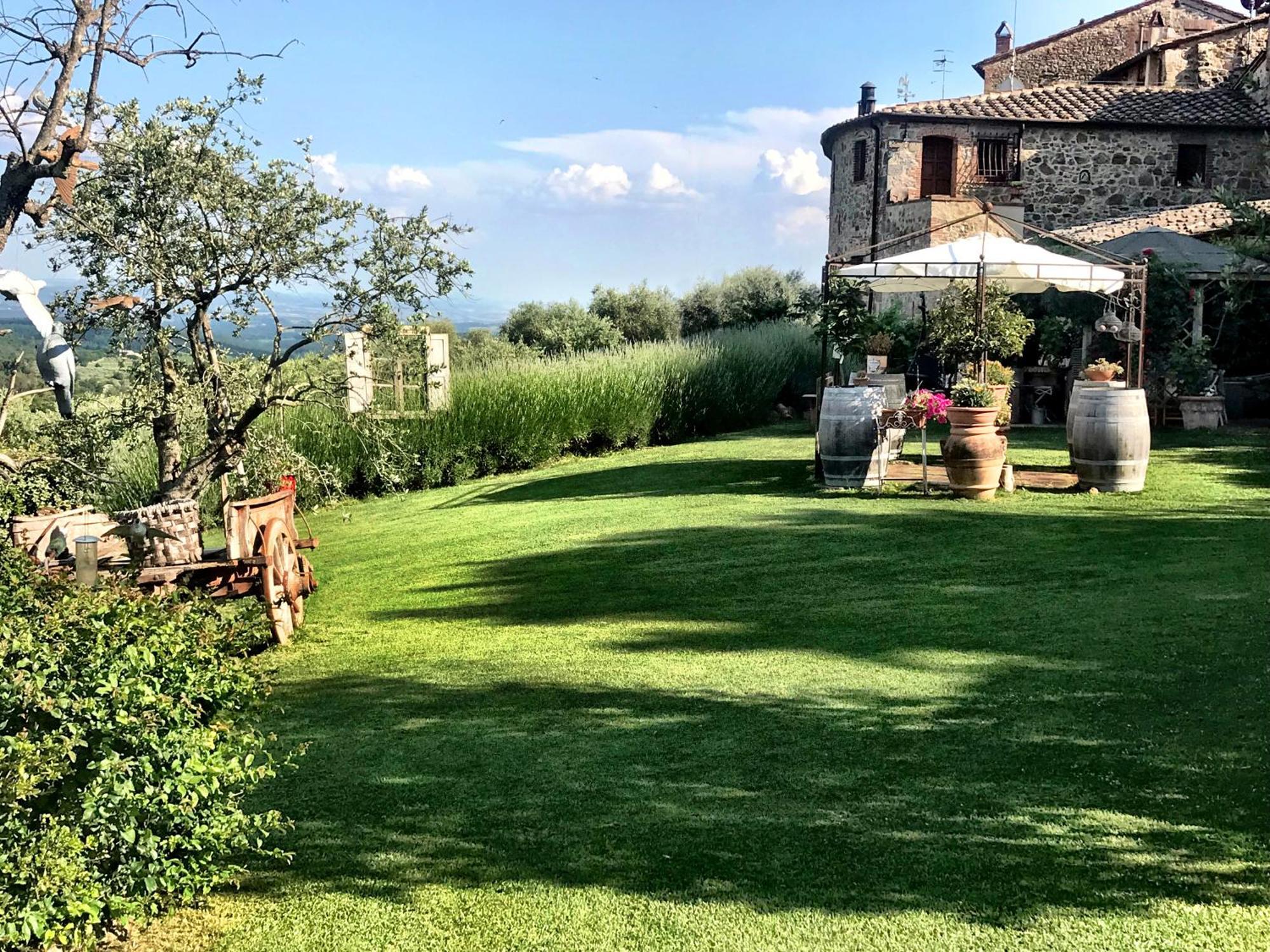 Borgo San Gusme Apartment Bagian luar foto