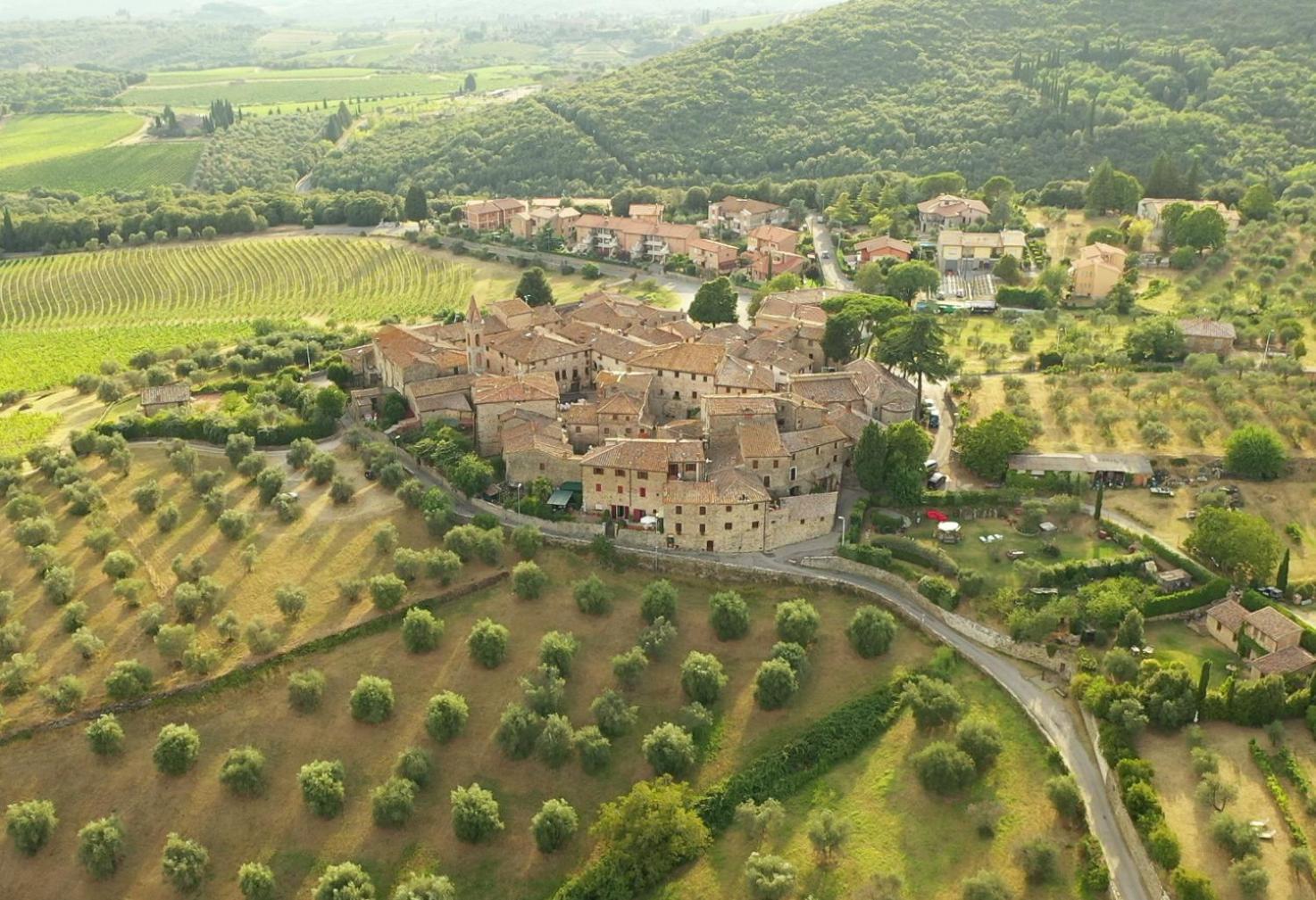 Borgo San Gusme Apartment Bagian luar foto