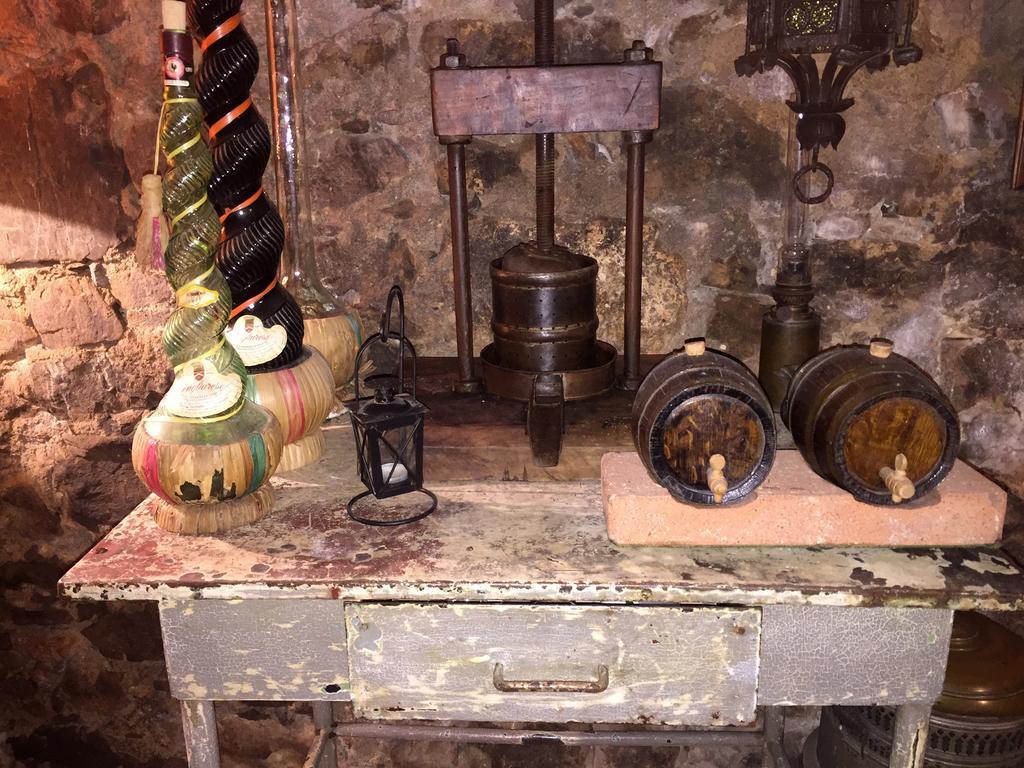 Borgo San Gusme Apartment Bagian luar foto