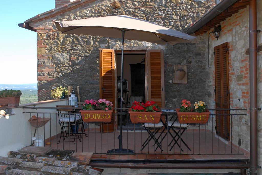 Borgo San Gusme Apartment Bagian luar foto