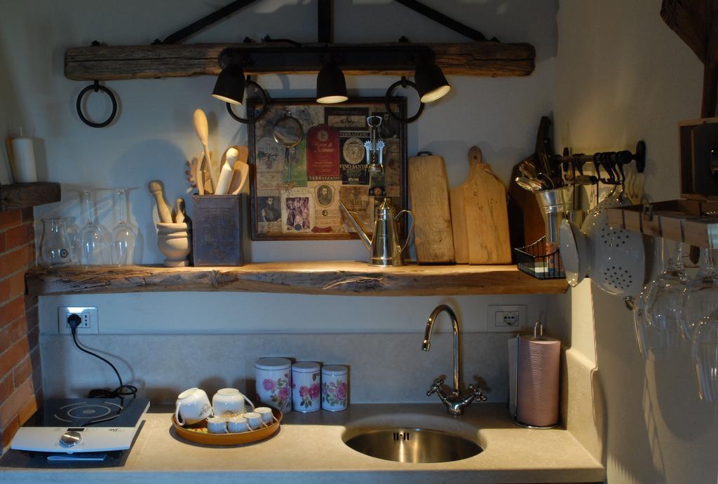 Borgo San Gusme Apartment Bagian luar foto