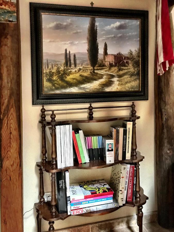 Borgo San Gusme Apartment Bagian luar foto
