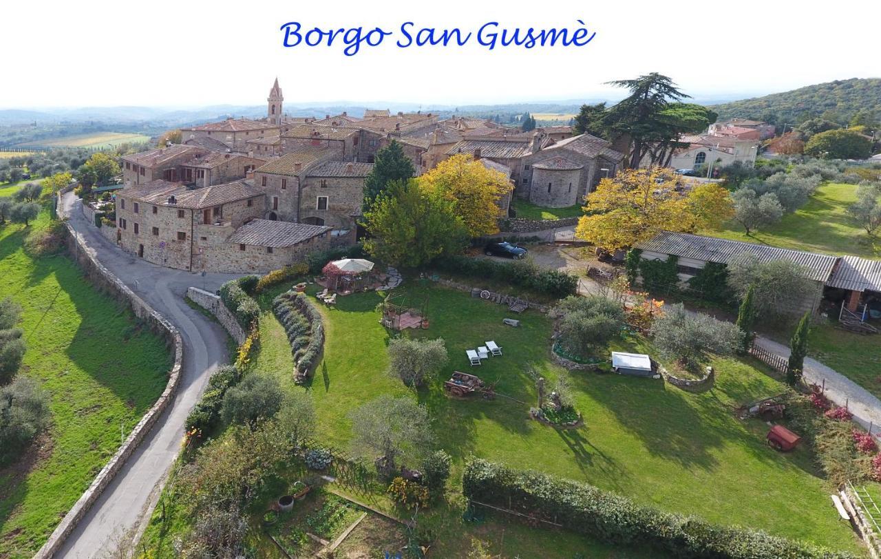 Borgo San Gusme Apartment Bagian luar foto