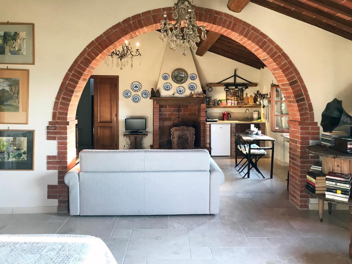 Borgo San Gusme Apartment Bagian luar foto