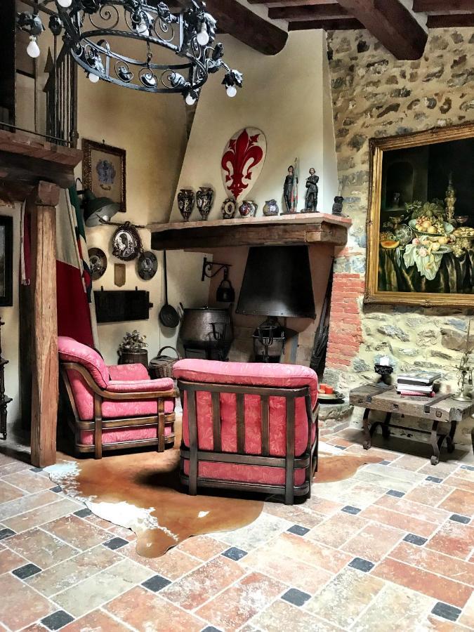 Borgo San Gusme Apartment Bagian luar foto