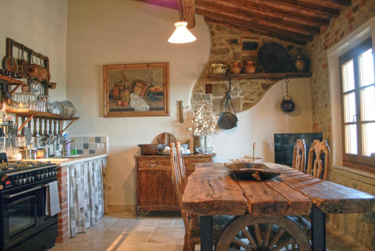 Borgo San Gusme Apartment Bagian luar foto