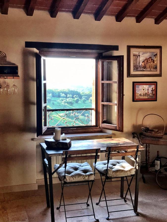 Borgo San Gusme Apartment Bagian luar foto