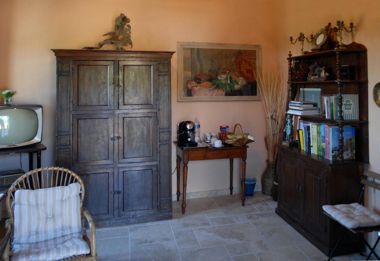 Borgo San Gusme Apartment Bagian luar foto